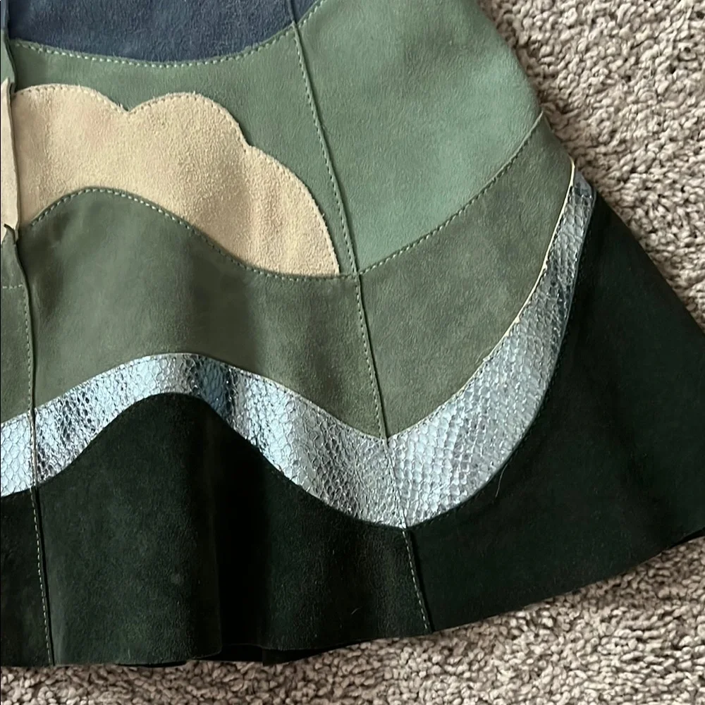 EUC Marc Jacobs Genuine Leather Mini Skirt XS - Picture 8 of 12